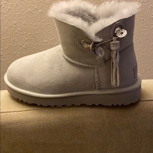 Josey Mini Ugg Boots. Grey. New without tags.